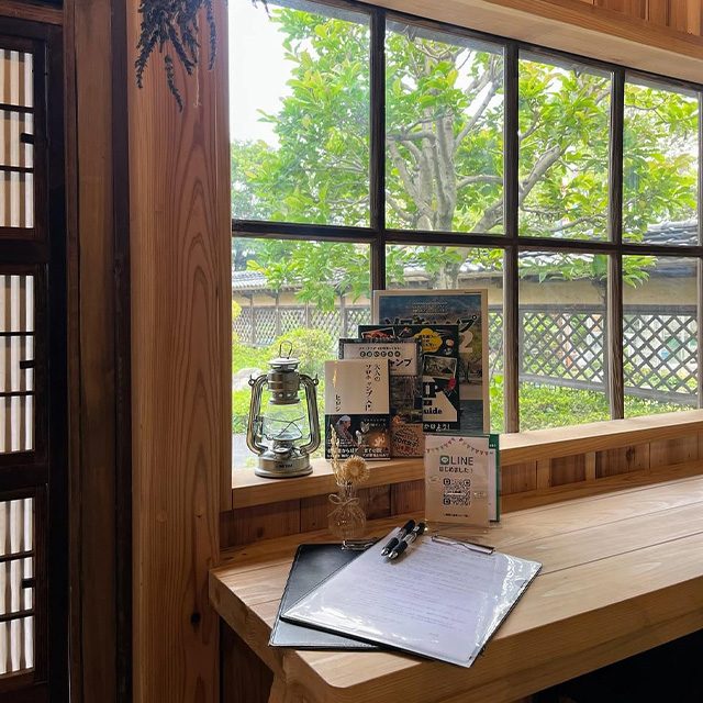 Cafe-Backyard-Campfield