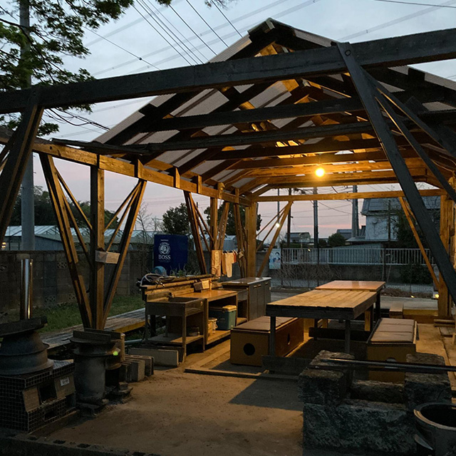 Suijiba-Backyard-Campfield